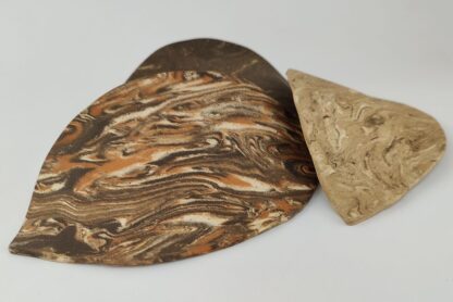 Großes Blatt aus Ton als Versteck im Aquarium – Bild 4