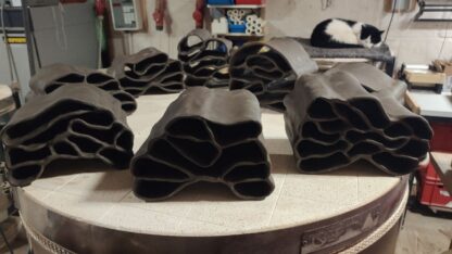 Crevice rock for crevice-breeding L catfish - Image 3
